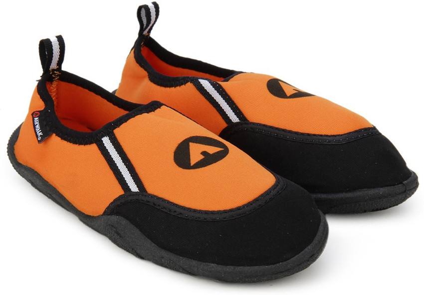 Airwalk water shoes discount