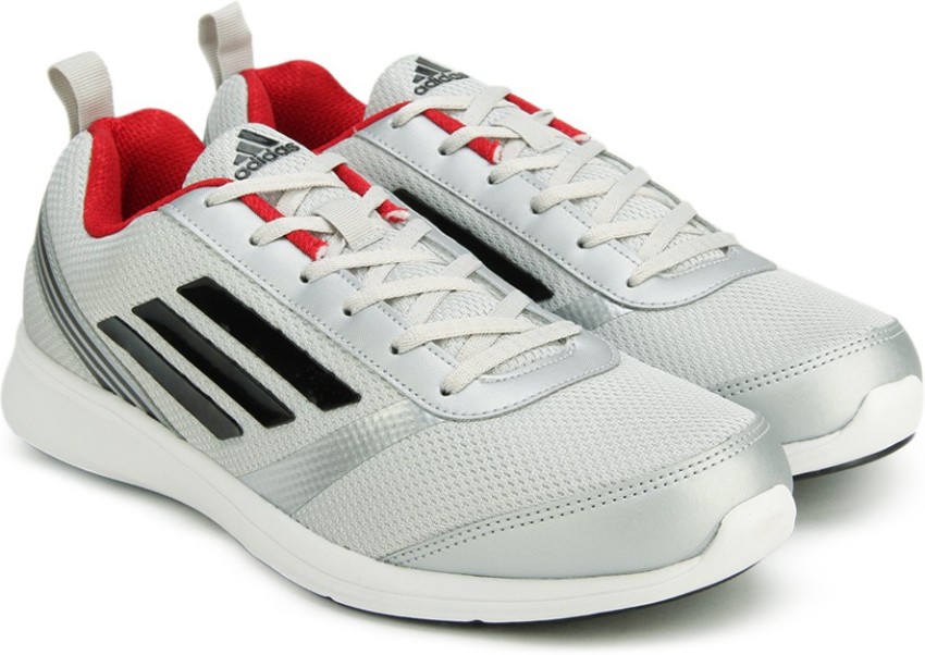 Adiray m store running shoes