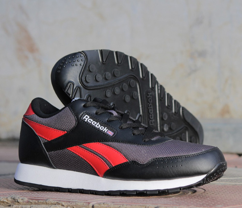 Reebok protonium sneakers top