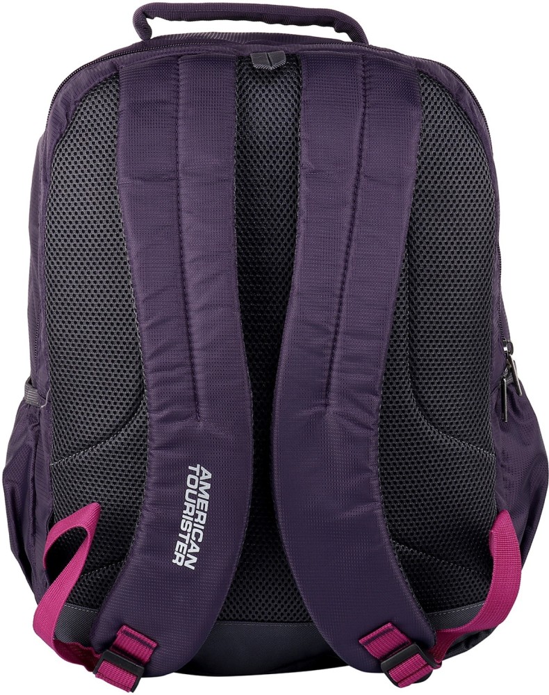 American tourister 2025 pop 03