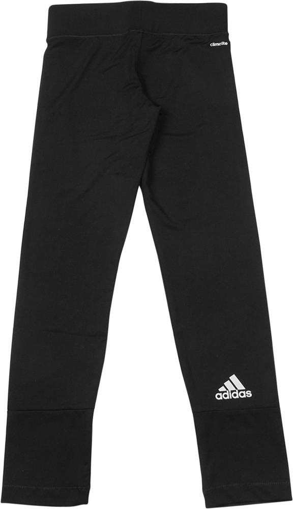 Pantaloni outlet adidas falsi