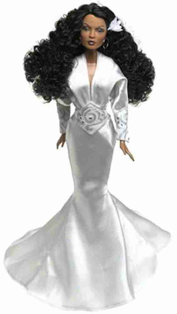 Diana playing sale with barbie doll
