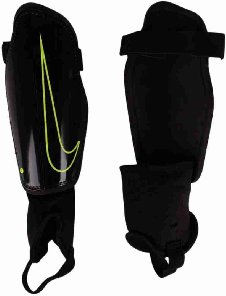 Nike youth charge shin sales guards sizing