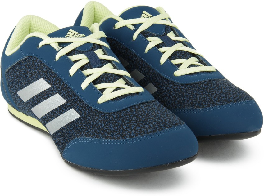 Adidas vitoria shop ii training shoes