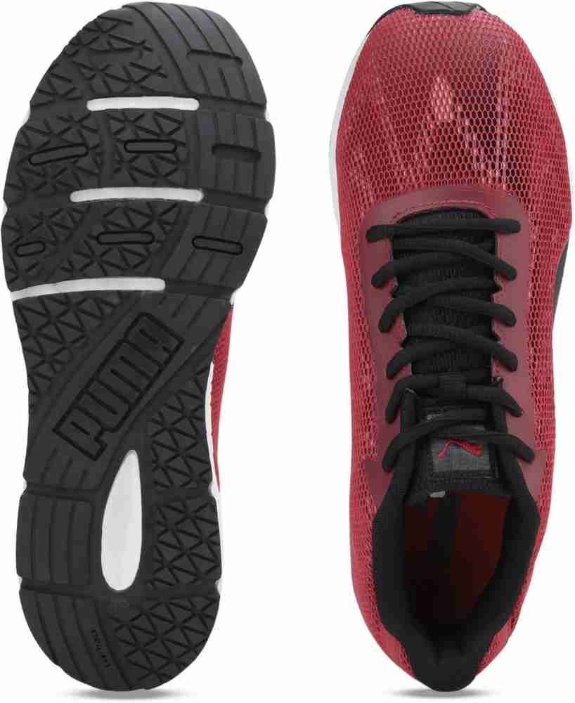 Puma men's top engine running shoes