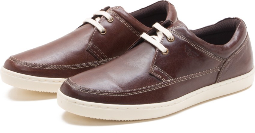 Red tape best sale brown casual shoes