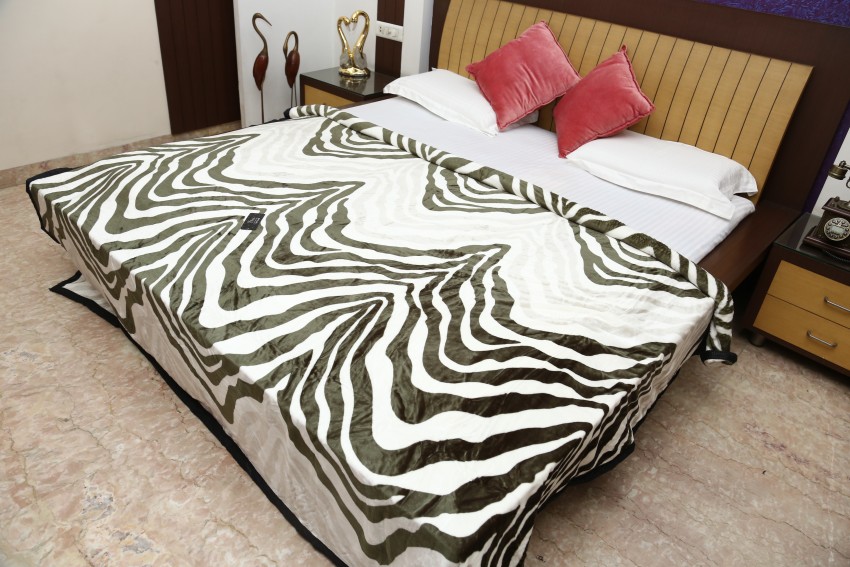 TIMA Abstract Double AC Blanket for Mild Winter Buy TIMA