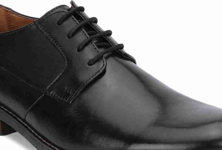 Clarks on sale becken plain