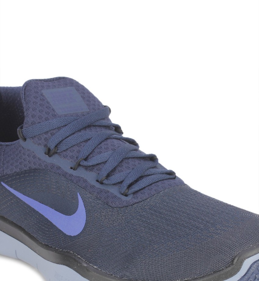 Nike free hotsell trainer v7 college