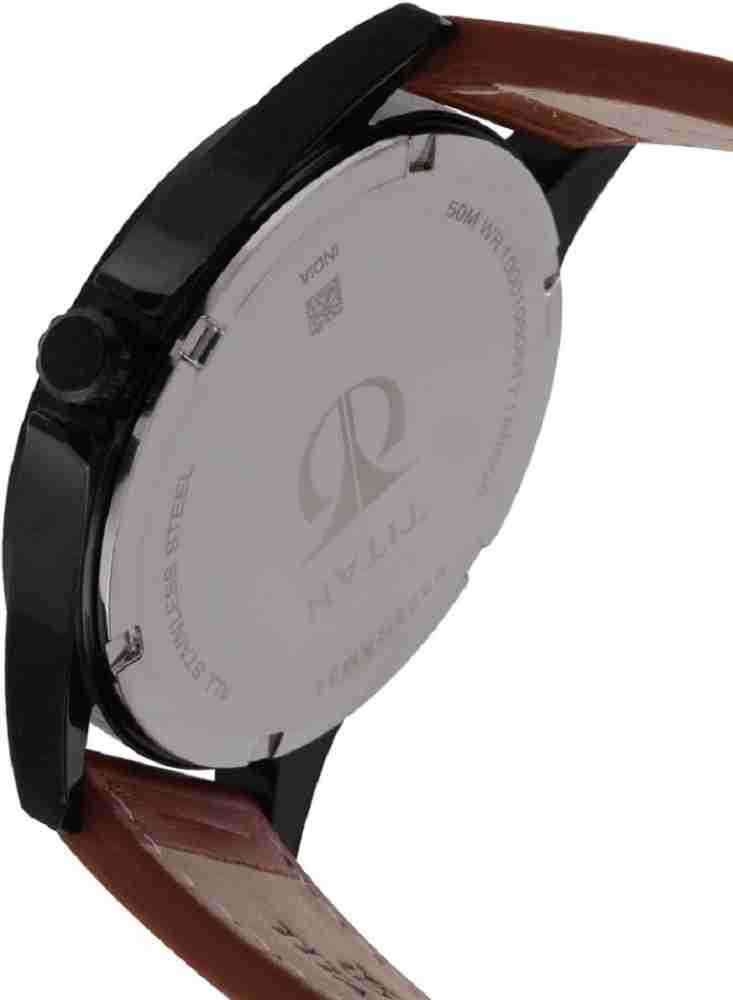 Titan Memento Black Dial Analog Leather Strap watch for Men