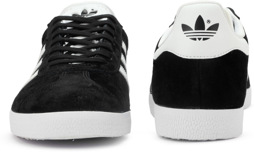 Adidas gazelle flipkart cheap