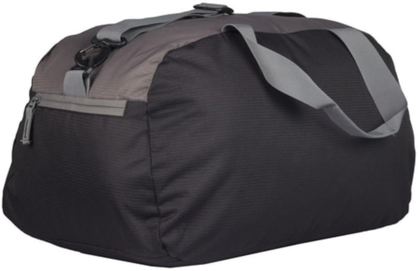 Wildcraft shuttle duffle discount bag