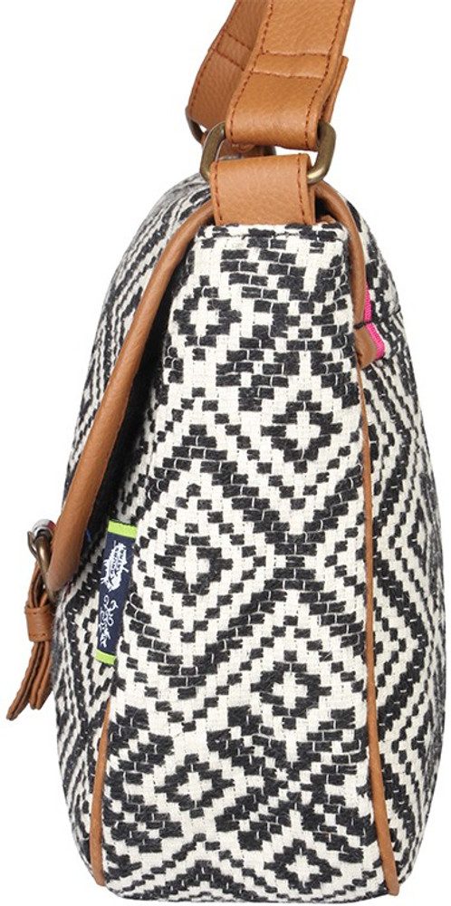 Kanvas katha handbags shop