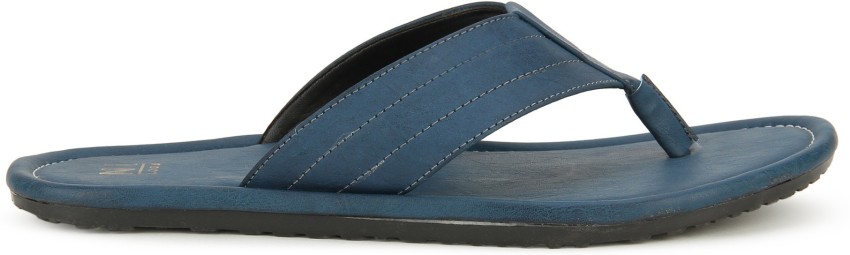 Bata discount blue slippers