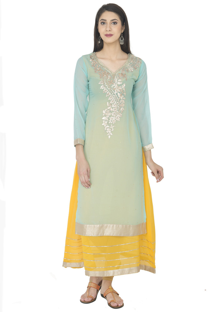 Zoeyams Women Embroidered Straight Kurta Buy Zoeyams Women