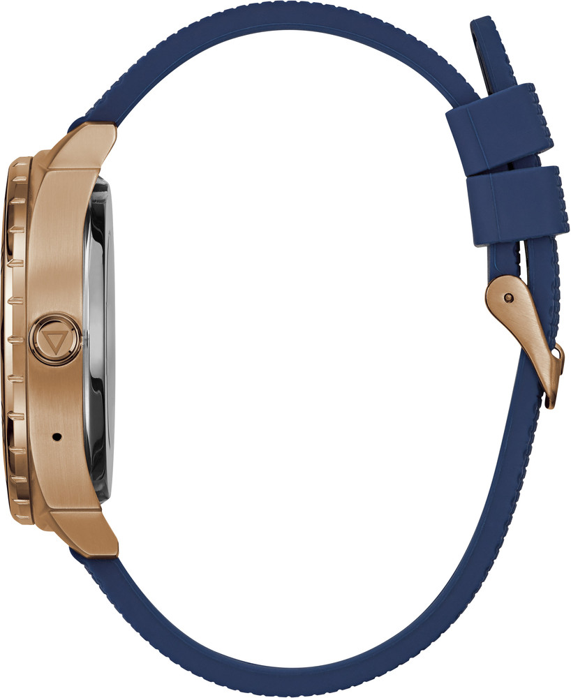 Guess c1001g2 clearance