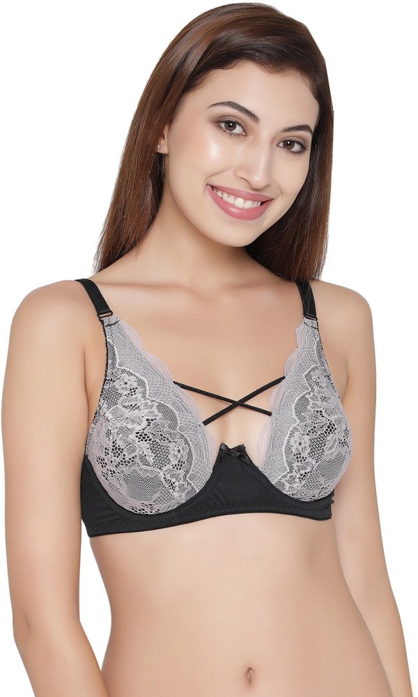 Clovia Lace Non-Padded Underwired Plunge Bra & Bikini With Cut-Out