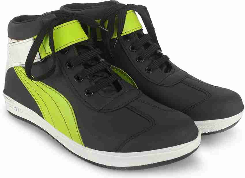 Footista black discount lifestyle shoes