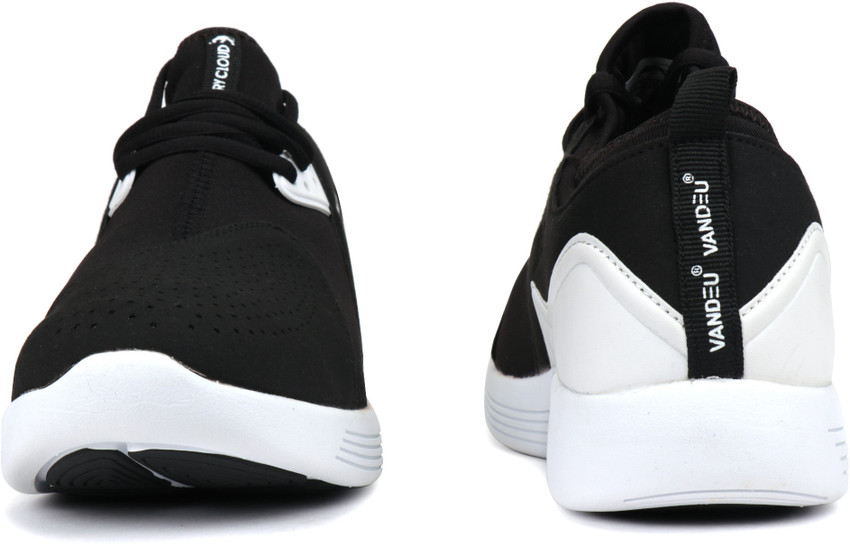 Vandeu sport shoes top
