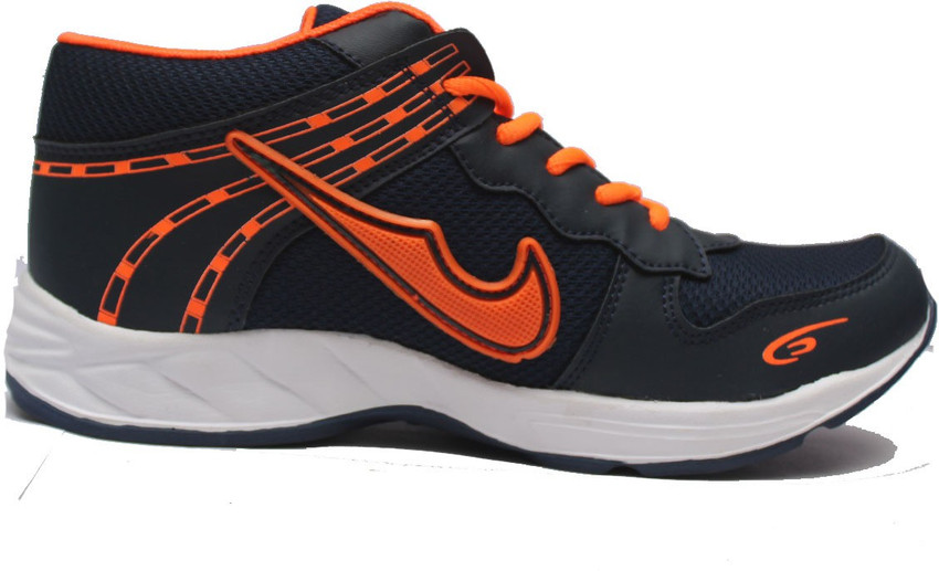 Speldon sports store shoes