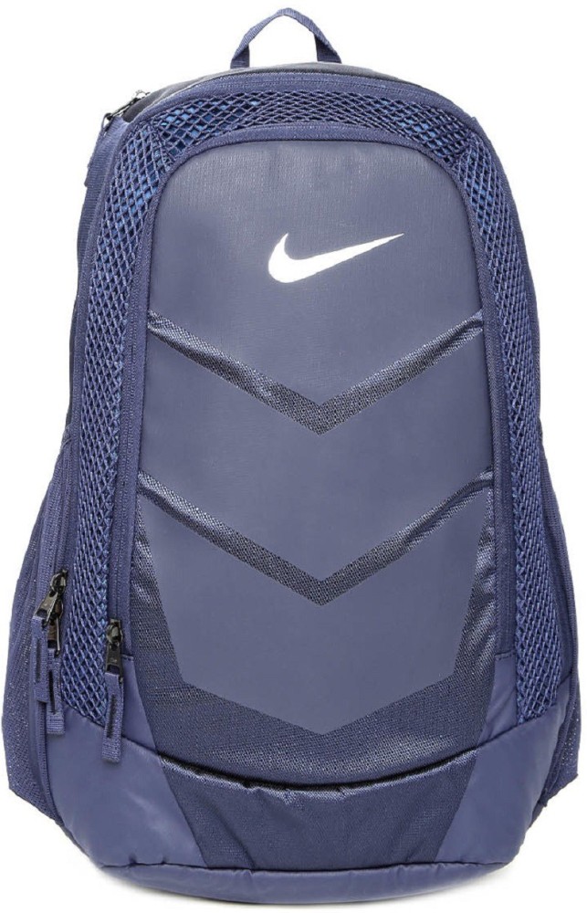 Nike max air backpack myntra best sale