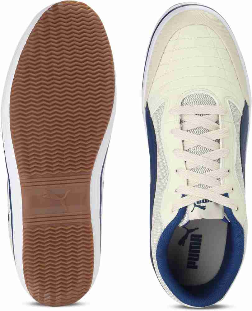 Puma men's astro sala soccer shoe sales