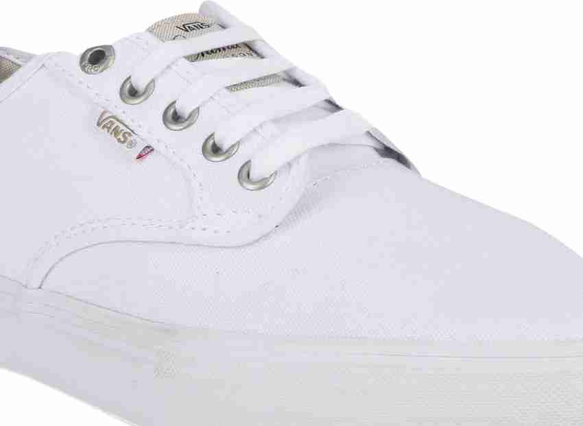VANS Chima Ferguson Pro Sneakers For Men Buy white Color VANS Chima Ferguson Pro Sneakers For Men Online at Best Price Shop Online for Footwears in India Flipkart