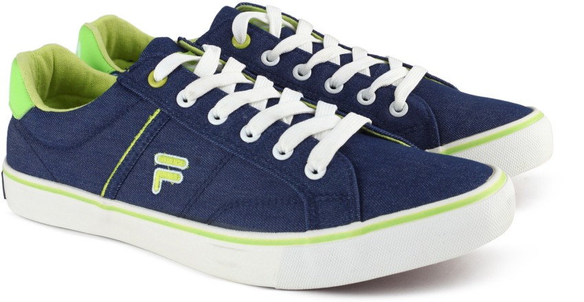 Fila sale canvas sneakers