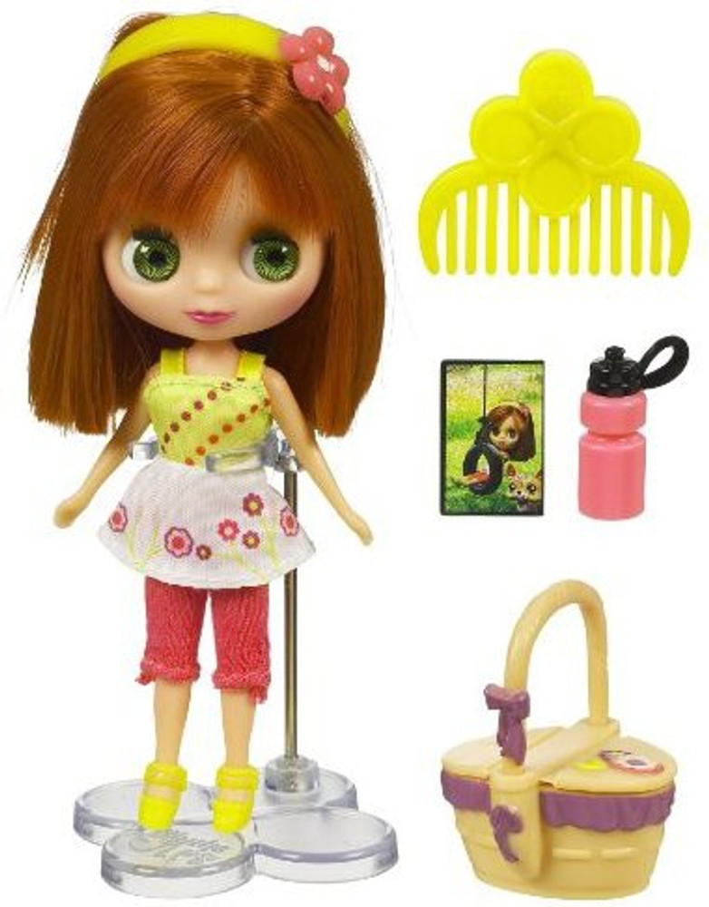 Blythe doll online shop hotsell