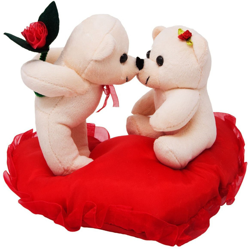 Teddy shop bear kissing