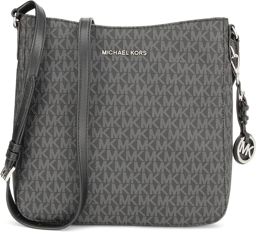 Michael kors 2025 handbags flipkart