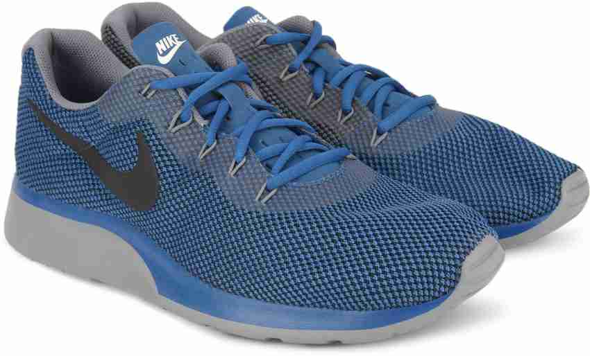 Nike tanjun 2025 racer azul