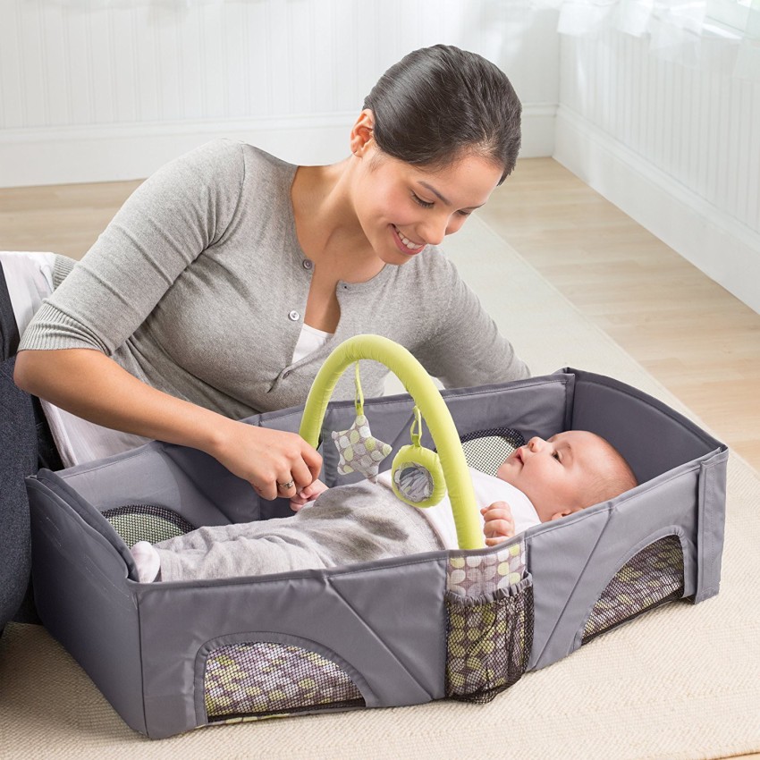 Travel store infant bed