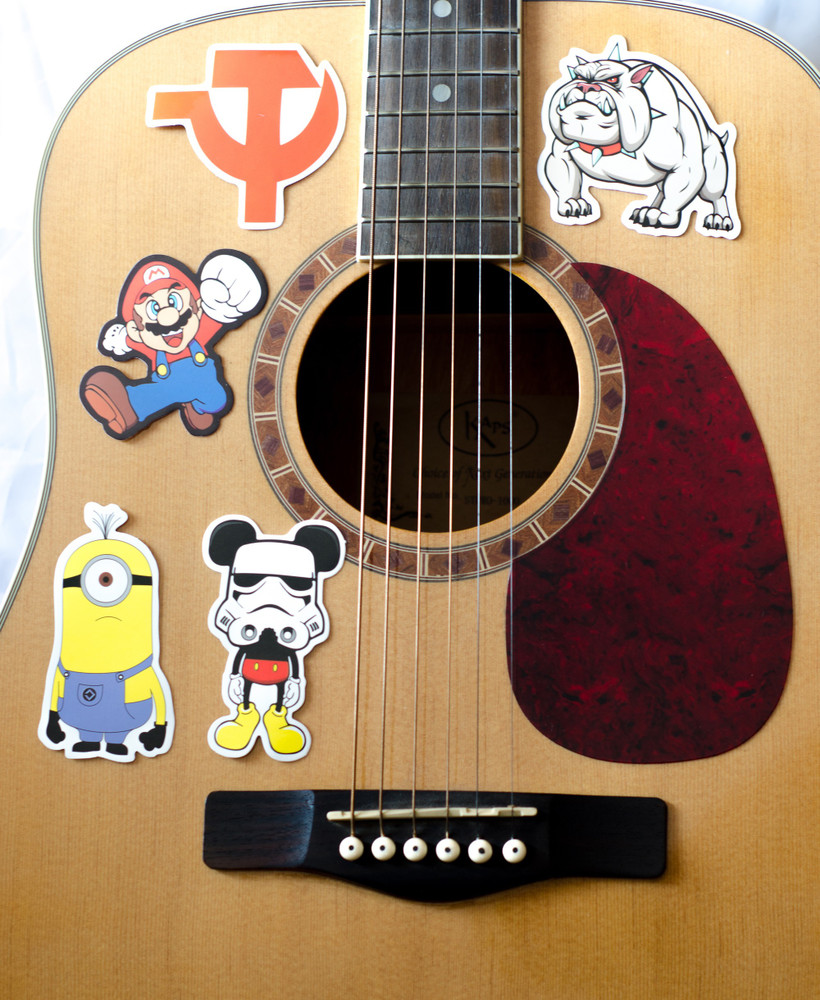 Mario deals guitar strap