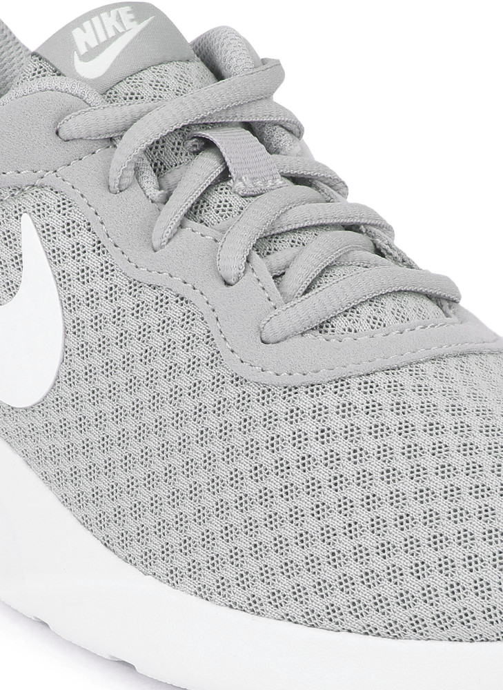 Nike tanjun discount wolf grey mens