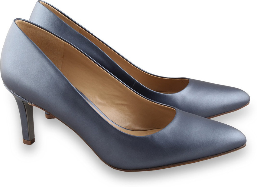 Naturalizer natalie pointy toe pump hot sale