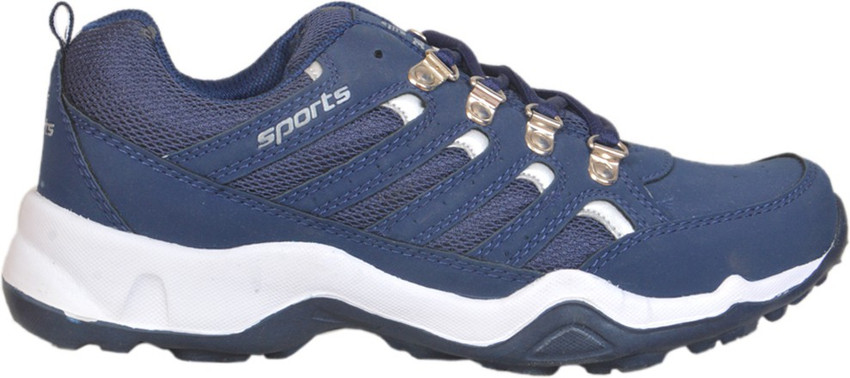 D sports shoes clearance