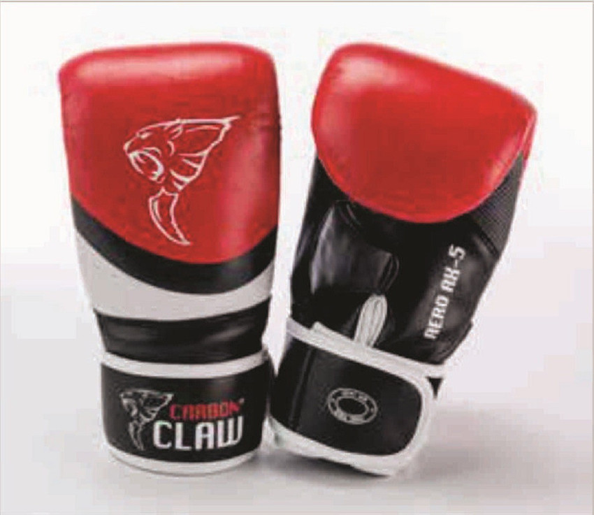 Carbon claw top boxing gloves