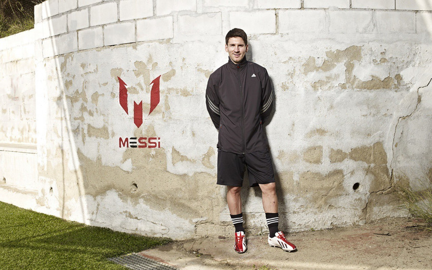 Adidas x 18 online wallpaper