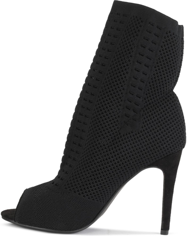 Zara Solid Black Boots Size 39 (EU) - 51% off