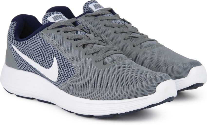 Nike men grey sale running revolution 3 shoes