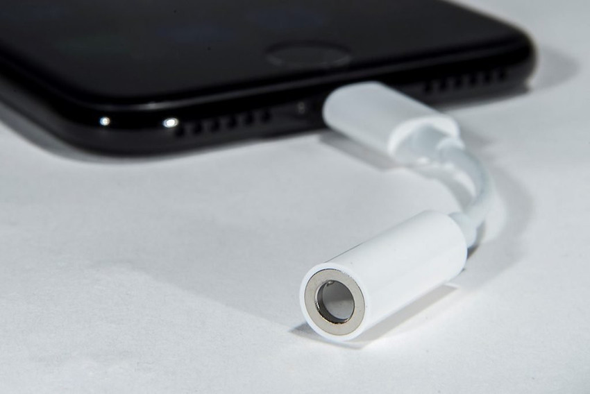 Iphone x to aux cable deals