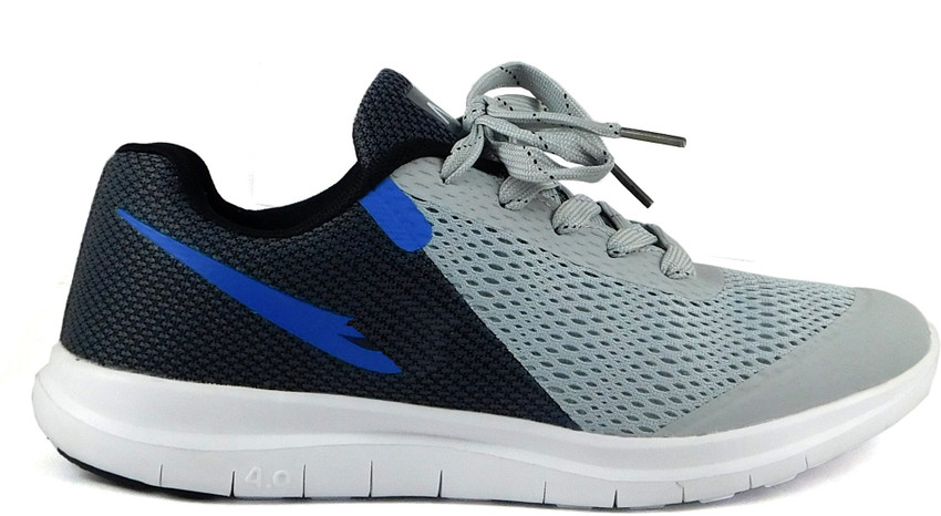Free air outlet running shoes