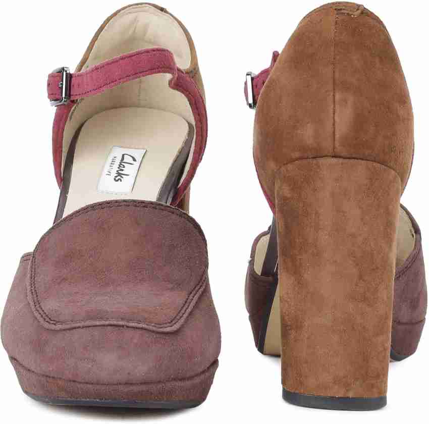 Clarks aubergine outlet