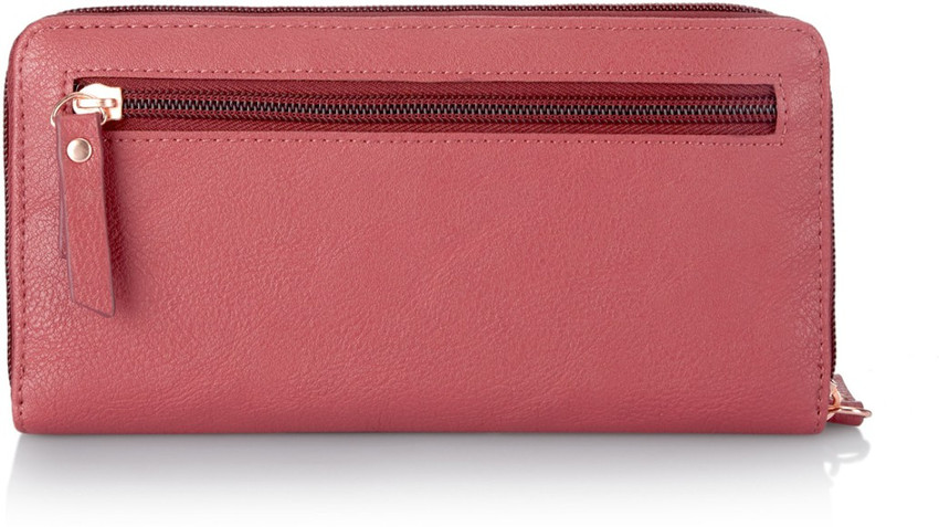 Caprese discount clutches flipkart