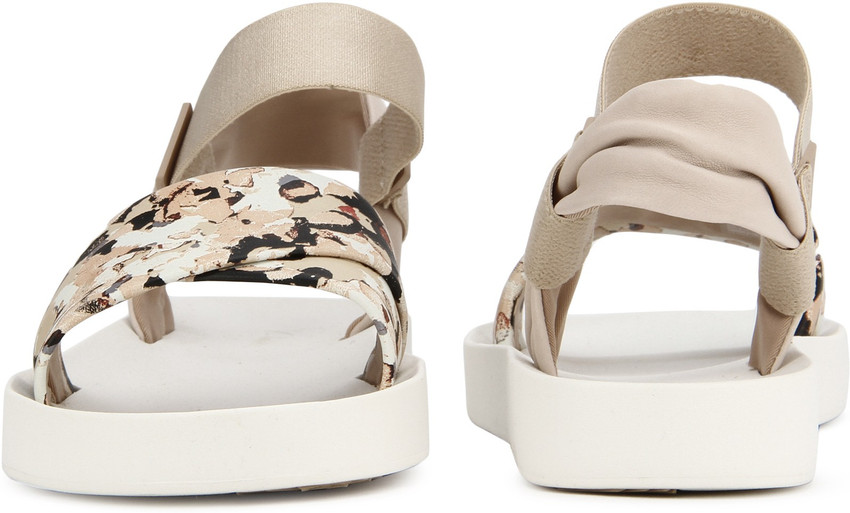 CLARKS Seanna Sun Floral Camo Women Flats Buy Floral Camo Color CLARKS Seanna Sun Floral Camo Women Flats Online at Best Price Shop Online for Footwears in India Flipkart