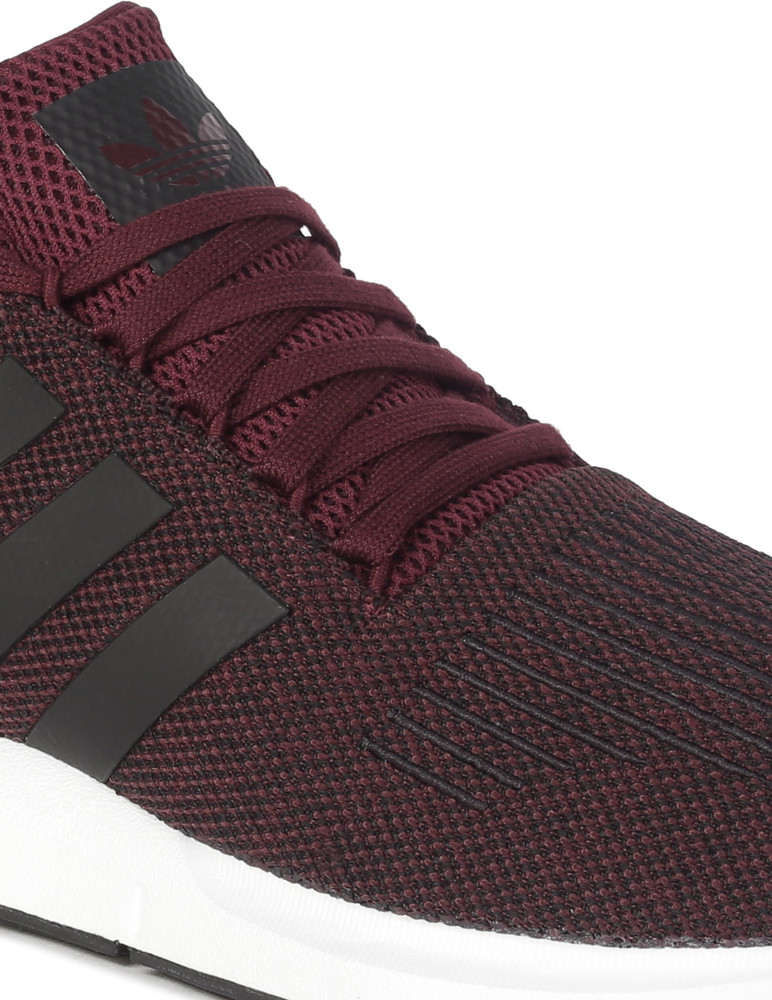 Swift run maroon shop