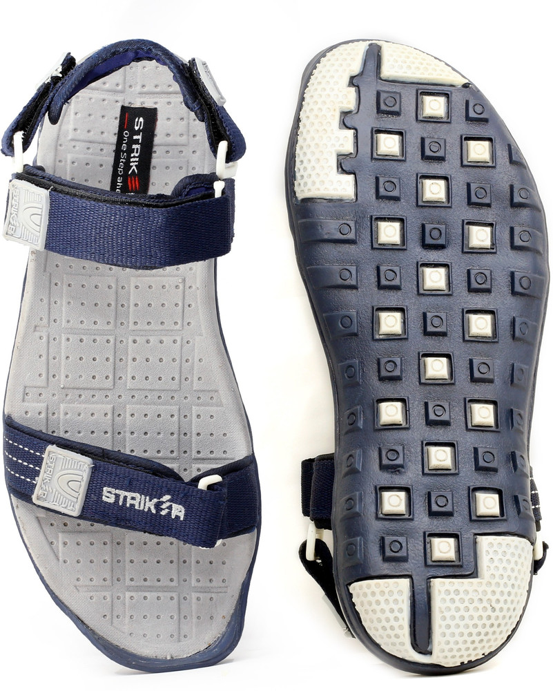 Striker sandals top flipkart