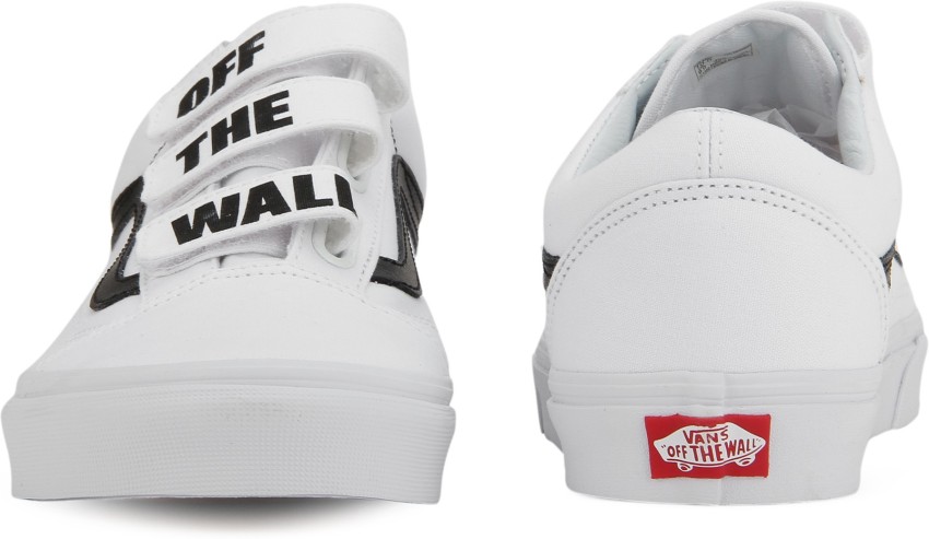 Vans a scratch clearance blanche off the wall