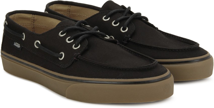 Vans hot sale chauffeur black